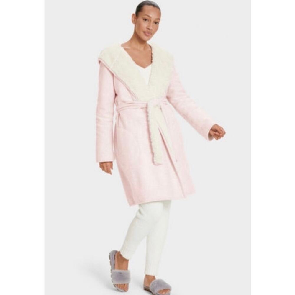 UGG Women's Portola Reversible Robe in Pink and Cream. Size M